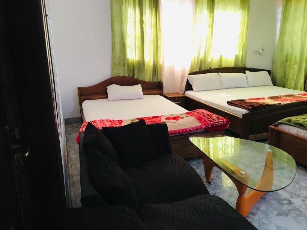 Nana'S Holiday Let Adenta Exterior foto