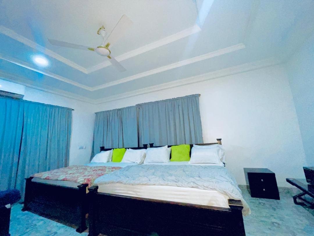 Nana'S Holiday Let Adenta Exterior foto